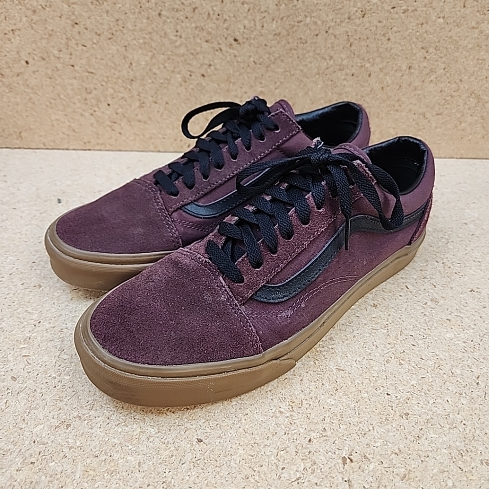 VANS Old Skool Burgundy/Maroon with Gum Sole Suede Men’s Size 9 Womans 10.5
